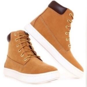 Women's Timberland Londyn 6-inch Wheat Nu Buck Sneaker Boots Size 7.5